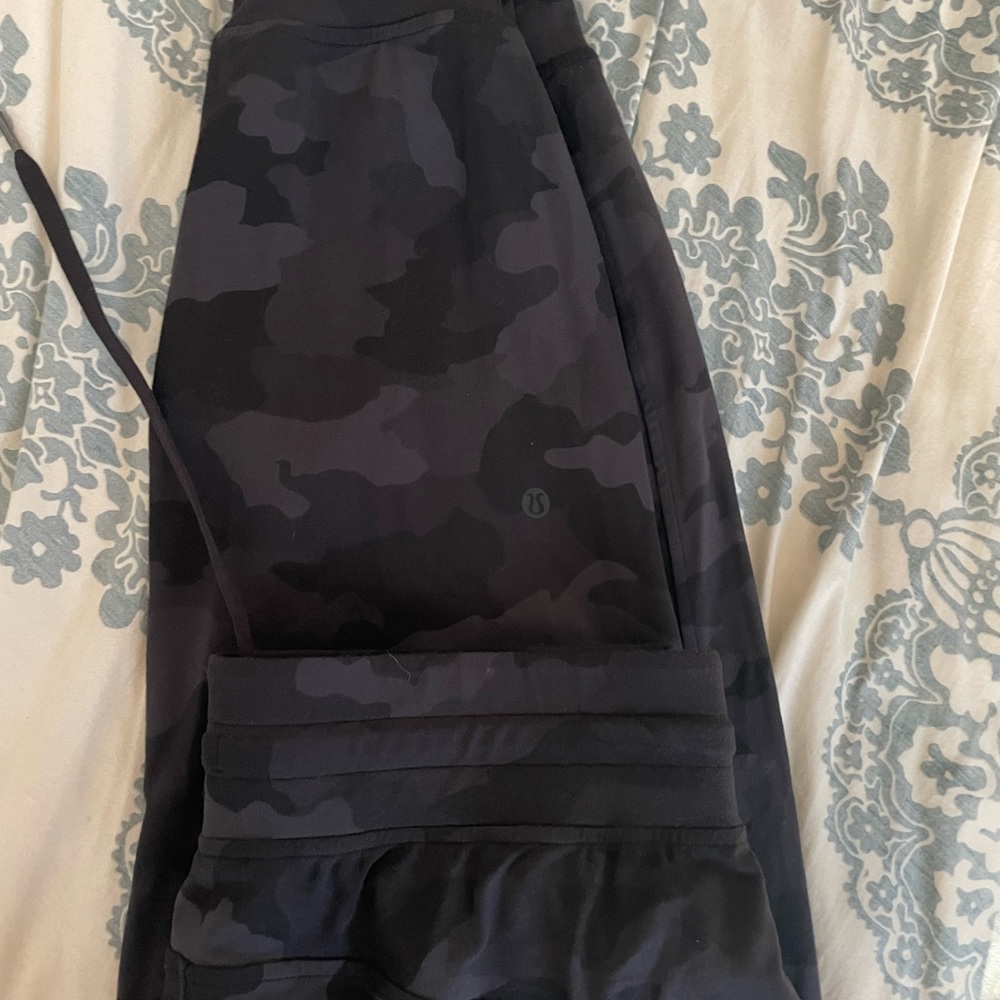 lululemon ready to rulu classic fit high waist jogger